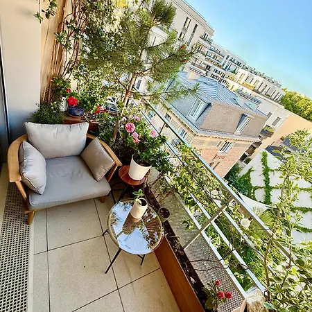 Appartement Stunning With Balcony To Visit Paris